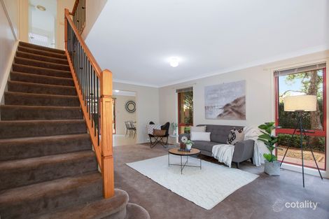 Property photo of 17 Wingello Crescent Wyoming NSW 2250