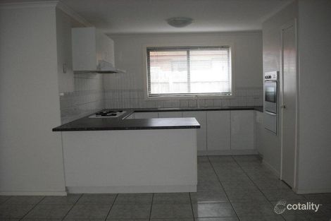 Property photo of 17 Stainsby Crescent Roxburgh Park VIC 3064