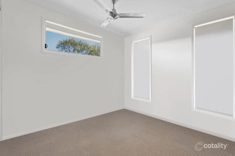 Property photo of 2/31 Nelson Street Bundamba QLD 4304