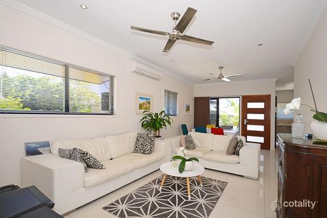 Property photo of 4/19 King Street Urangan QLD 4655