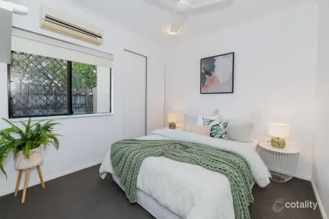 Property photo of 1 Squires Crescent Kirwan QLD 4817