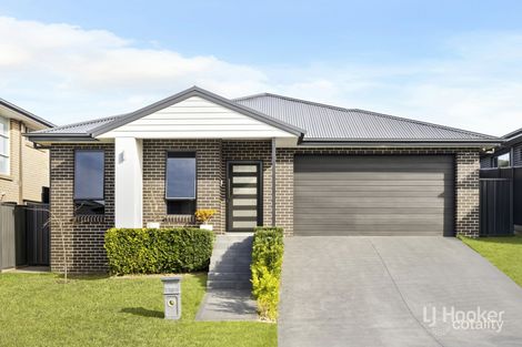 15 CUMBRIA ST, THIRLMERE, NSW 2572