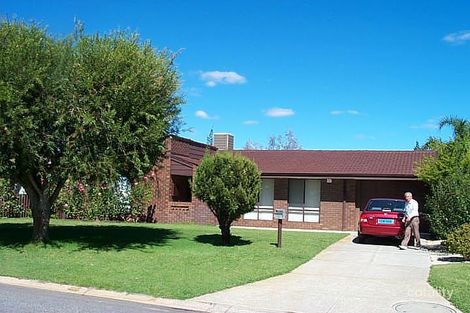 15 Grundy Way, Thornlie, WA 6108