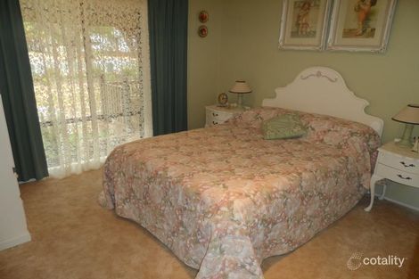 Property photo of 16 Eringa Avenue Loxton SA 5333