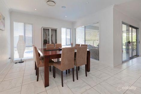 Property photo of 11 Serene Place Fig Tree Pocket QLD 4069