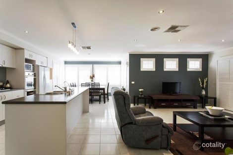 Property photo of 26 Phoenix Avenue Cranbourne VIC 3977