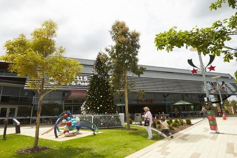 9 Stevenson Bvd, Parmelia, WA 6167