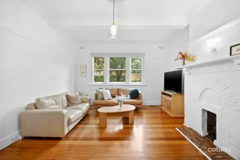 2/18 Westbury St, St Kilda East, VIC 3183