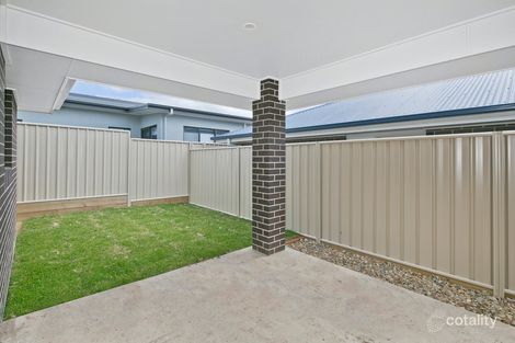 Property photo of 48 Kidd Circuit Goulburn NSW 2580
