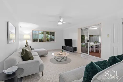 Property photo of 28 Knightsbridge Place Bridgeman Downs QLD 4035