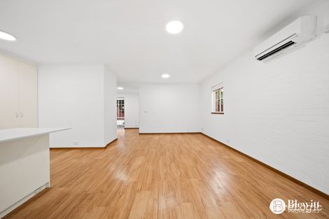 Property photo of 4/9 Torpy Place Jerrabomberra NSW 2619