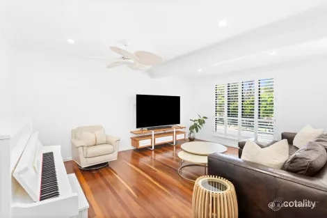 Property photo of 6 Coolwaters Esplanade Kinka Beach QLD 4703