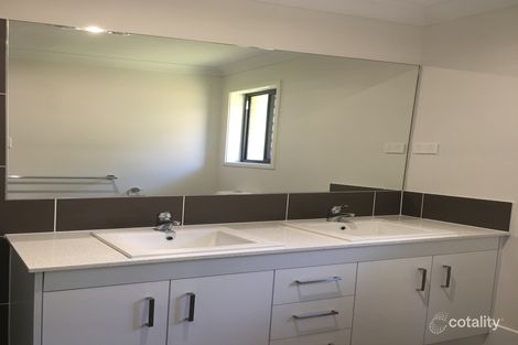 Property photo of 29 Frederick Place Park Ridge QLD 4125