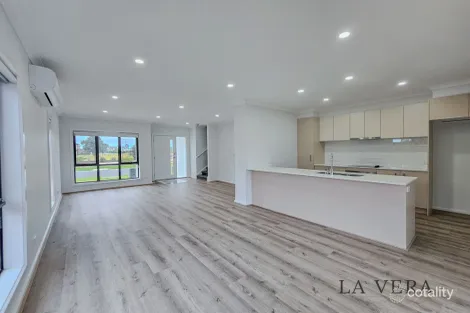 Property photo of 2 Priya Street Werribee VIC 3030