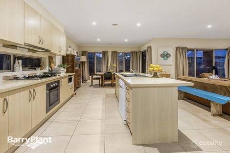 Property photo of 2/27 Alameda Avenue Mornington VIC 3931