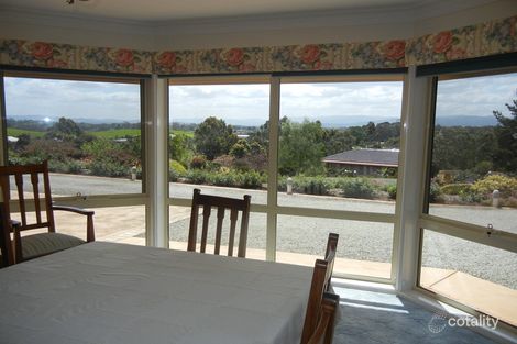 Property photo of 3 Greenland Drive Drouin VIC 3818