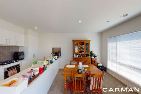 Property photo of 8 Denistoun Crescent Cranbourne VIC 3977