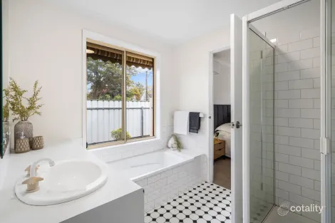 Property photo of 19 Lavinia Street Hove SA 5048