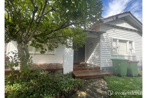 33 STANLEY ST, WEST FOOTSCRAY, VIC 3012