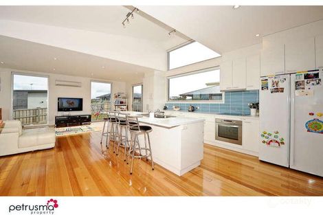 Property photo of 3 Erica Place Oakdowns TAS 7019