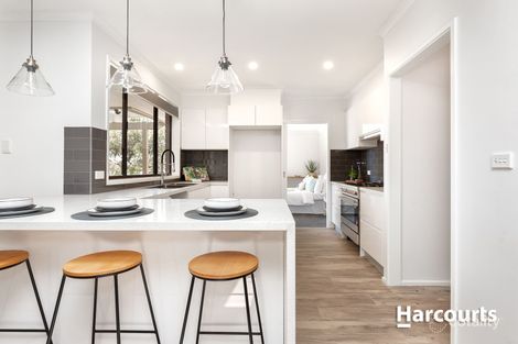Property photo of 12 Gregory Court Pakenham VIC 3810