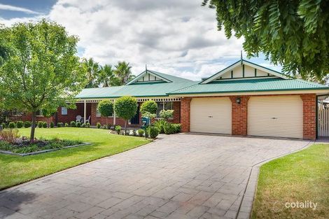 Property photo of 18 Wedge Court West Wodonga VIC 3690