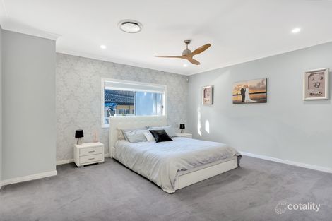 Property photo of 25 Pearson Close Arundel QLD 4214