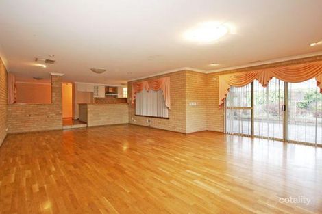 246 Summerlakes Pde, Ballajura, WA 6066