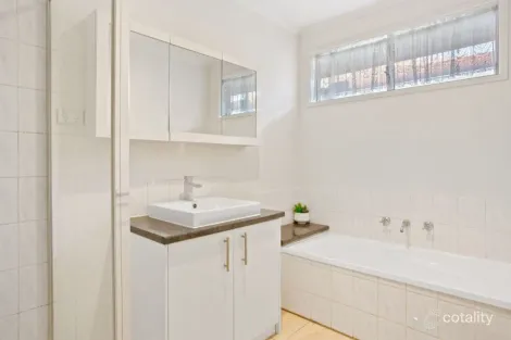 Property photo of 6 Gildan Court Hoppers Crossing VIC 3029