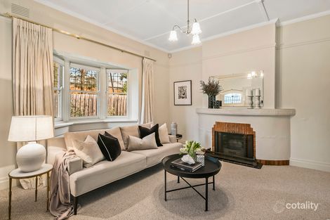 Property photo of 5 Oak Grove Malvern East VIC 3145