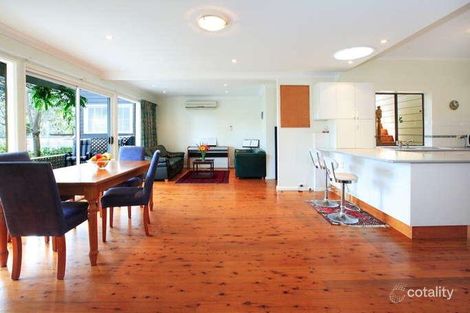 Property photo of 30 Stewart Avenue Curl Curl NSW 2096