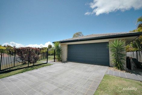 11 Turnbull Ct, Urangan, QLD 4655
