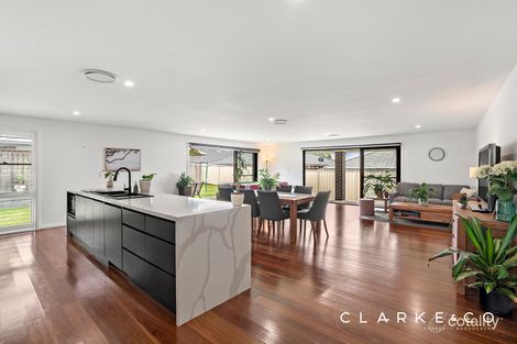 Property photo of 33 McGlinchey Crescent Thornton NSW 2322