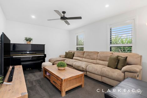 Property photo of 33 McGlinchey Crescent Thornton NSW 2322