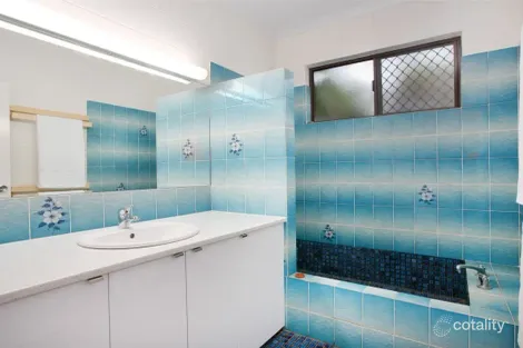 Property photo of 6 Meston Crescent Brinsmead QLD 4870