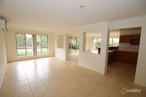 Property photo of 2 Ella Court Marsden QLD 4132