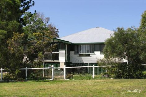 92 Brisbane St, Nanango, QLD 4615