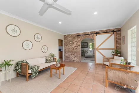 Property photo of 54 Rangewood Drive Rangewood QLD 4817