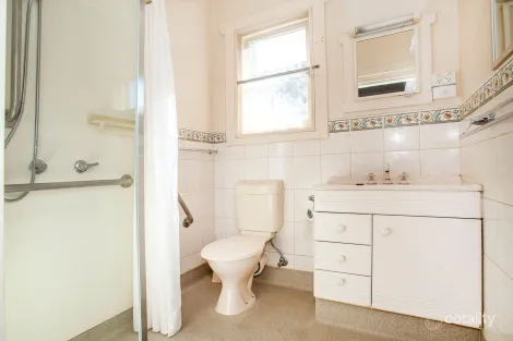 Property photo of 12 Wilbur Crescent Hughesdale VIC 3166