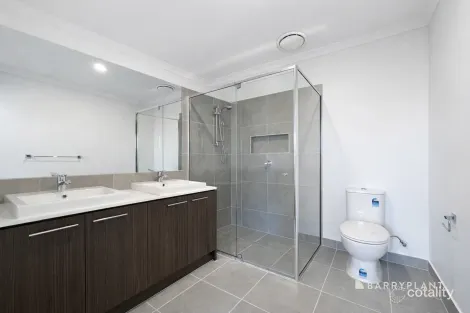 Property photo of 9 Basalt Street Donnybrook VIC 3064