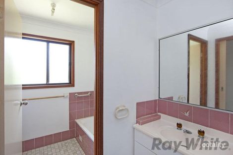 Property photo of 51 Pinehurst Way Blue Haven NSW 2262