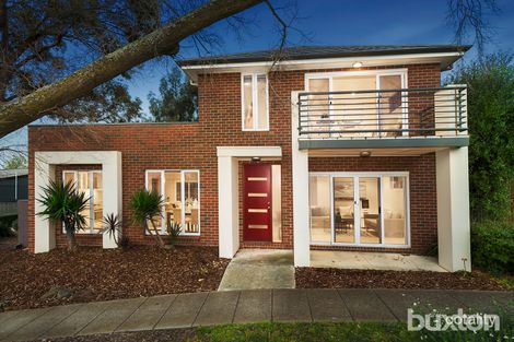 Property photo of 5 Ardenne Close Burwood VIC 3125