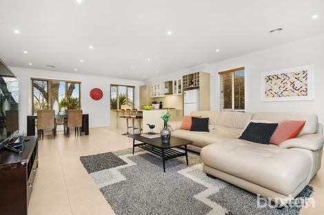 Property photo of 5 Ardenne Close Burwood VIC 3125