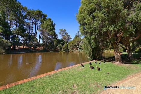 Property photo of 29 Bluestone Loop Piara Waters WA 6112