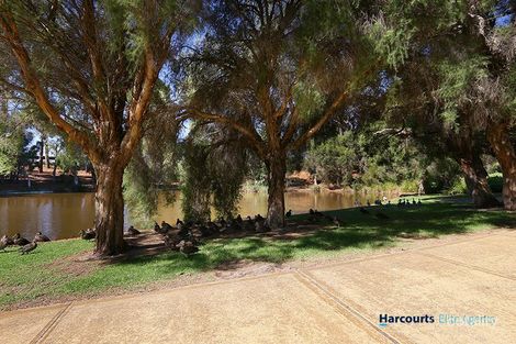 Property photo of 29 Bluestone Loop Piara Waters WA 6112