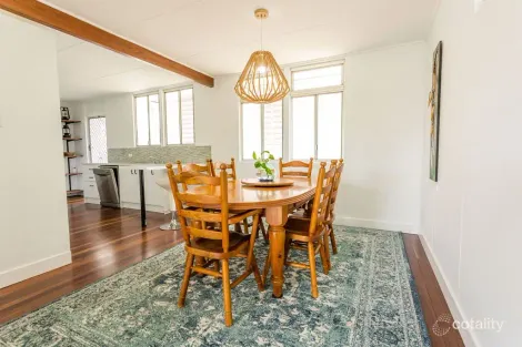 Property photo of 6 Luck Place Emerald QLD 4720