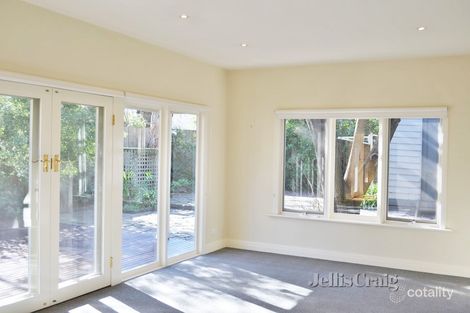 Property photo of 12 Hunter Street Kew VIC 3101