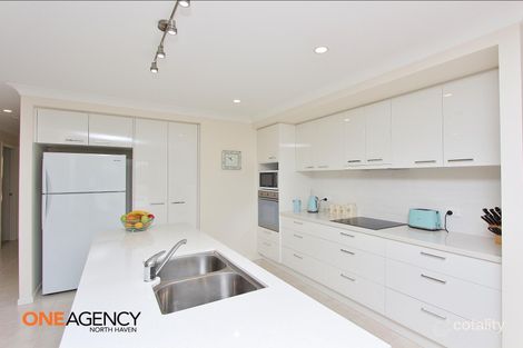 Property photo of 5 Admirals Circle Lakewood NSW 2443