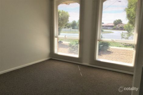 Property photo of 1/1021 Grevillea Road Wendouree VIC 3355