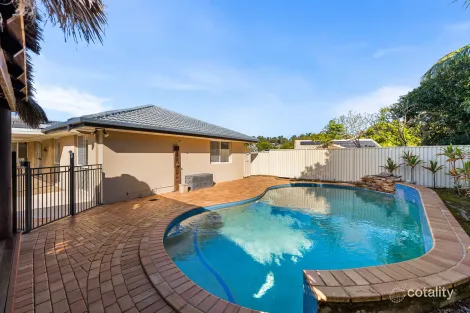 71 GLEN EAGLES DR, ROBINA, QLD 4226